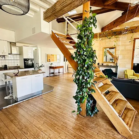 Magnificent In The Heart Of Apartment *